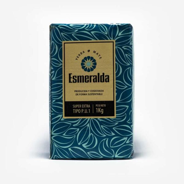 Erva-mate Esmeralda 1 quilo padrão uruguaio. Erva-mate com pacote azul e folhas de erva mate desenhas em azul claro. Rótulo pardo no centro. Em escrito: Erva-mate Esmeralda, 1 quilo