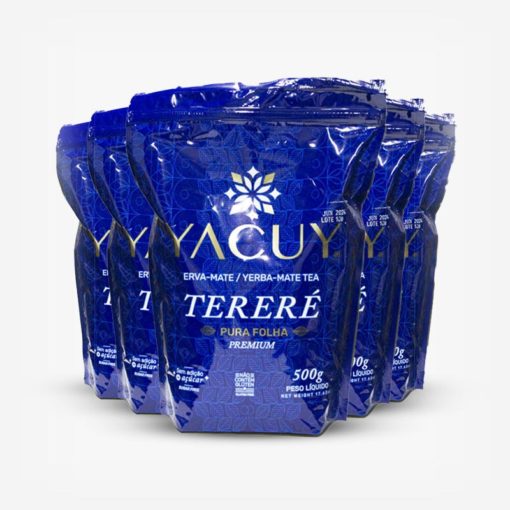 Kit erva-mate yacuy tereré em fundo branco. Erva-mate pura folha para mate quente ou gelado. Pacote azul com escritós metalizados: yacuy erva-mate / yerba-mate tea Tereré Pura Folha Premium. 500 grramas sem adição de açúcar.