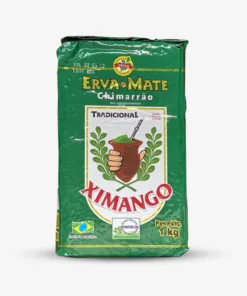 Erva-mate Ximango Tradicional em fundo branco. Pacote verde a vácuo com nome Ximango em vermelho. Logo de um chimarrão sendo segurado com uma mão.